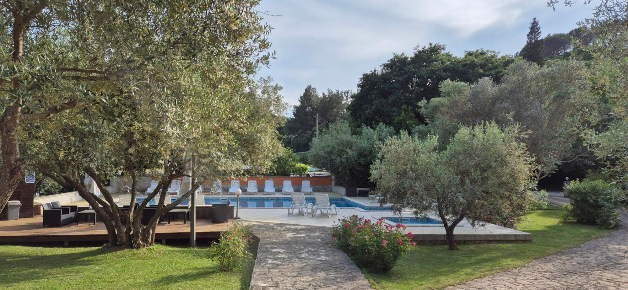 Hotel Carmen Krnica Zewnętrze zdjęcie