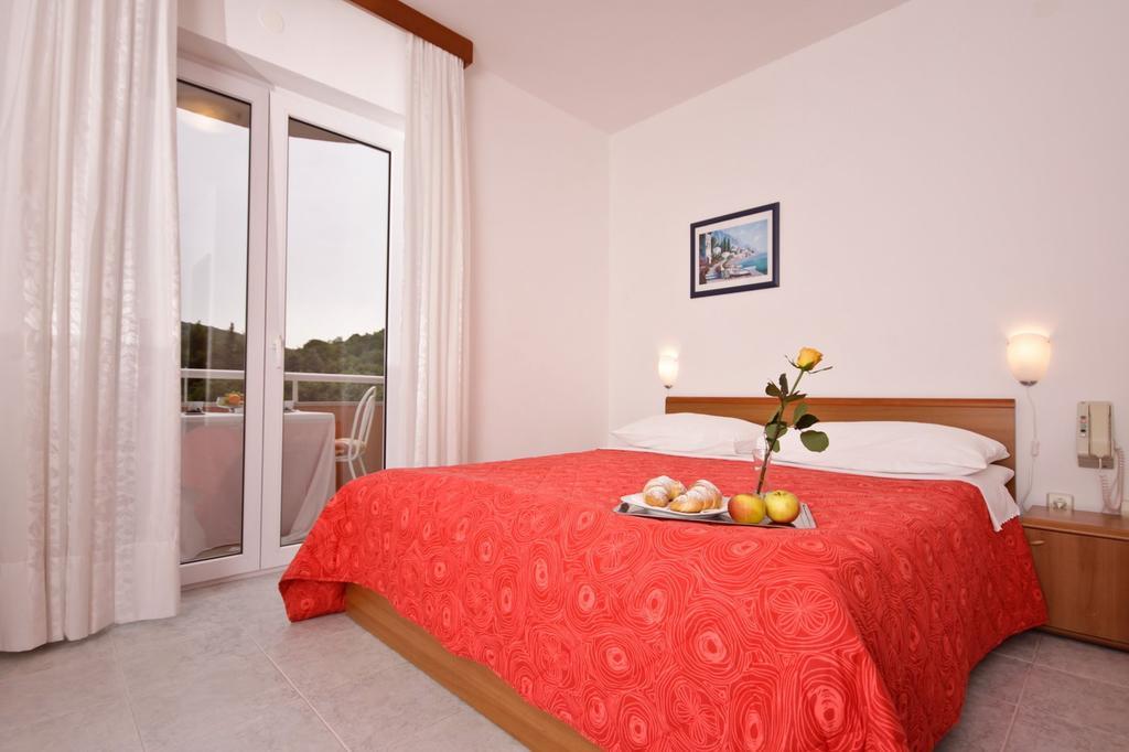 Hotel Carmen Krnica Zewnętrze zdjęcie