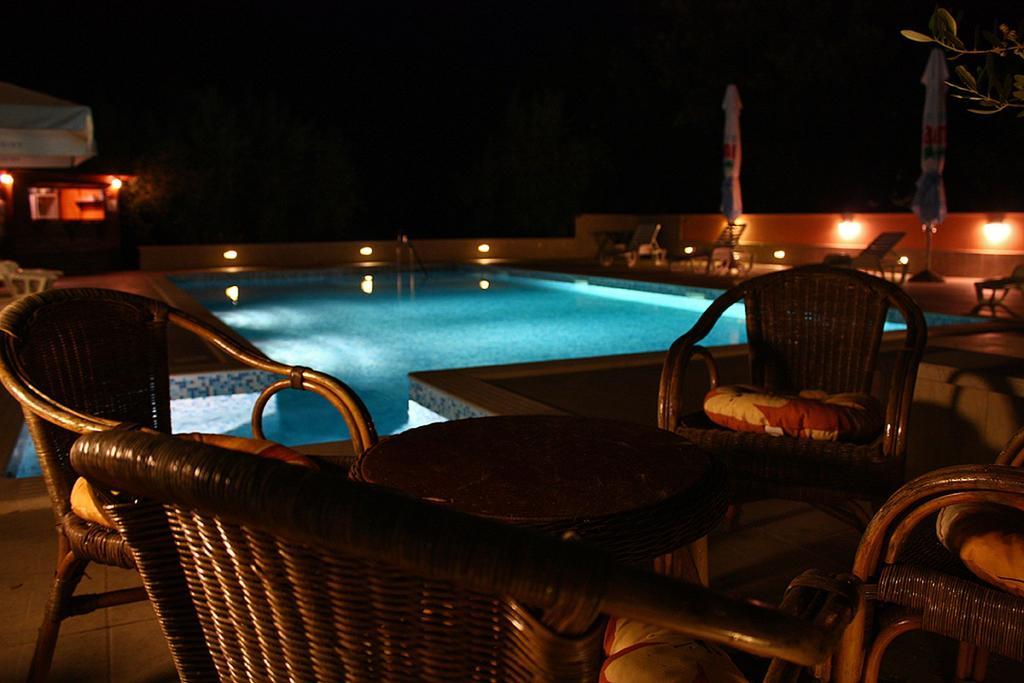 Hotel Carmen Krnica Zewnętrze zdjęcie